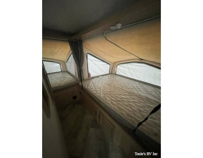 2023 Palomino SolAire Ultra Lite 244H Travel Trailer at Tonies RV STOCK# 9500 Photo 10
