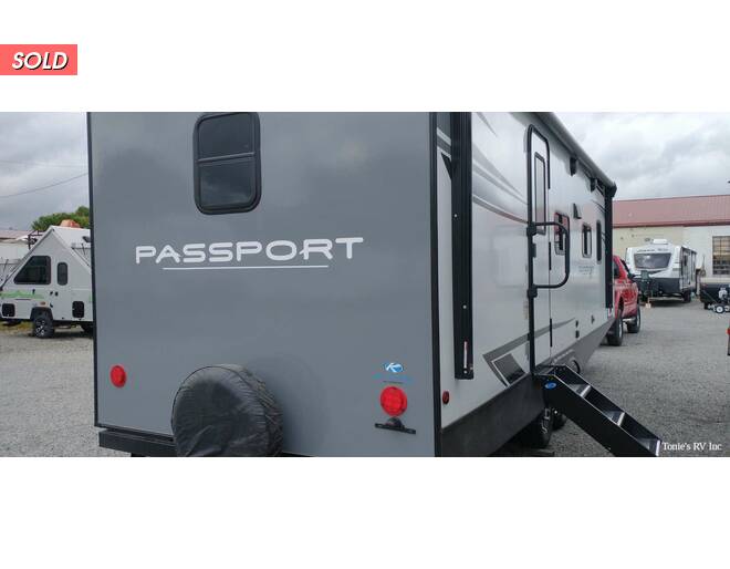 2021 Keystone Passport GT 2400RB Travel Trailer at Tonies RV STOCK# 7302 Photo 3