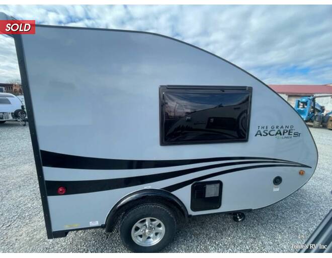 2023 Aliner Grand Ascape ST Travel Trailer at Tonies RV STOCK# 7959 Photo 3