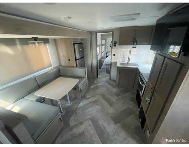 2023 Palomino SolAire Ultra Lite 243BHS Travel Trailer at Tonies RV STOCK# 8960 Photo 6